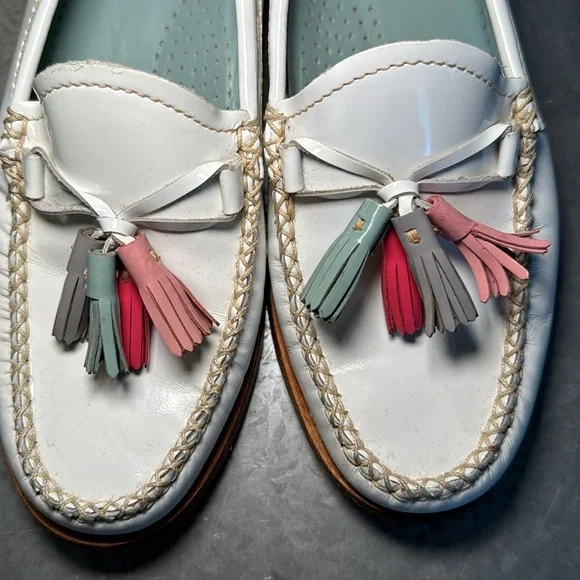 G.H. Bass & Co. White Handcrafted Patent Leather Weejuns withTassels Women’s 7.5 - Picture 9 of 12